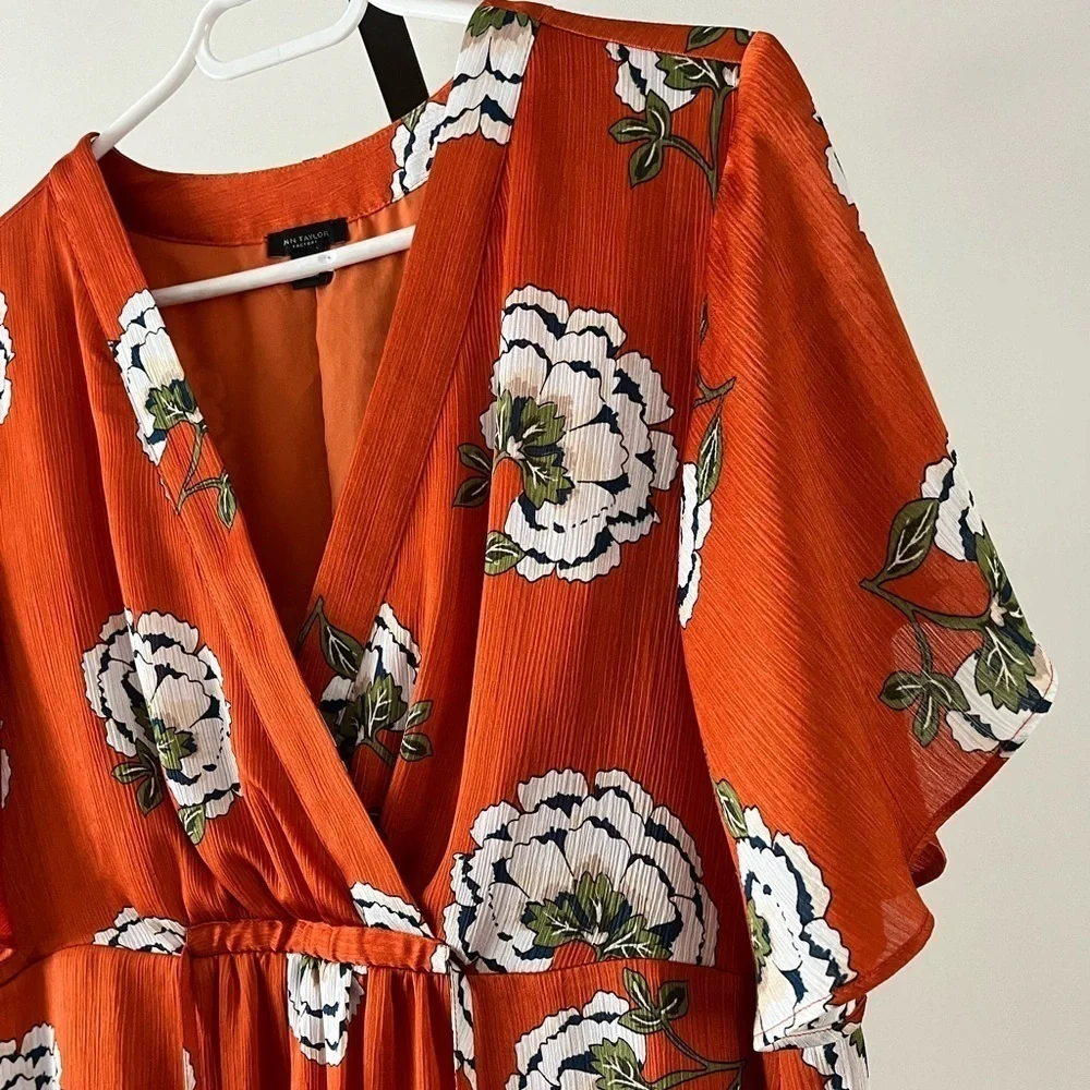Ann Taylor Floral Dress, Size Small. - Picture 6 of 10